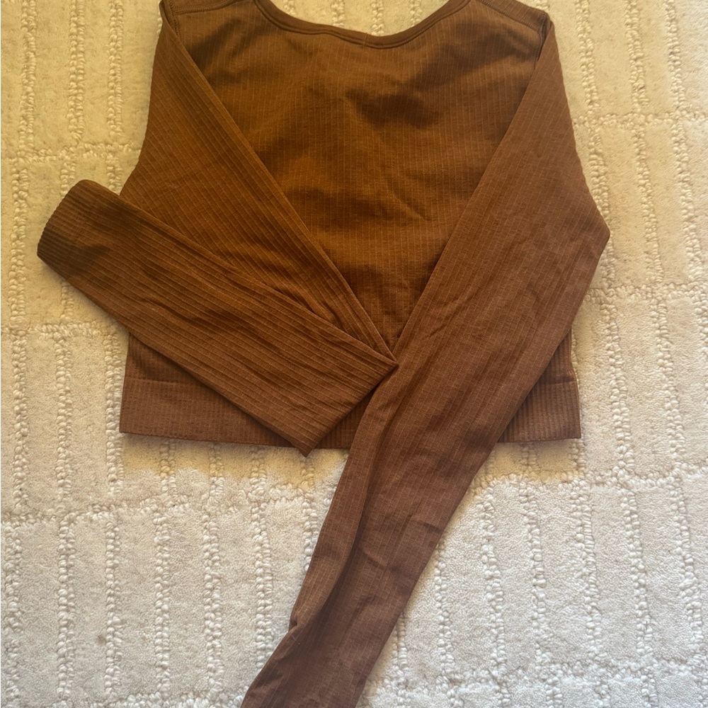 Lululemon Athletica Rust Color Long Sleeve Crop Top